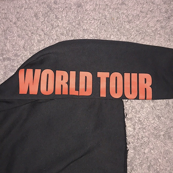 Justin Bieber World Tour Purpose Sweater - Picture 3 of 4